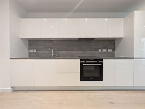 Photo 6- click for photo gallery